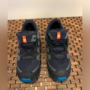 Size 5Y- Salomon Trail Shoe, waterproof, Quicklace feature, great traction